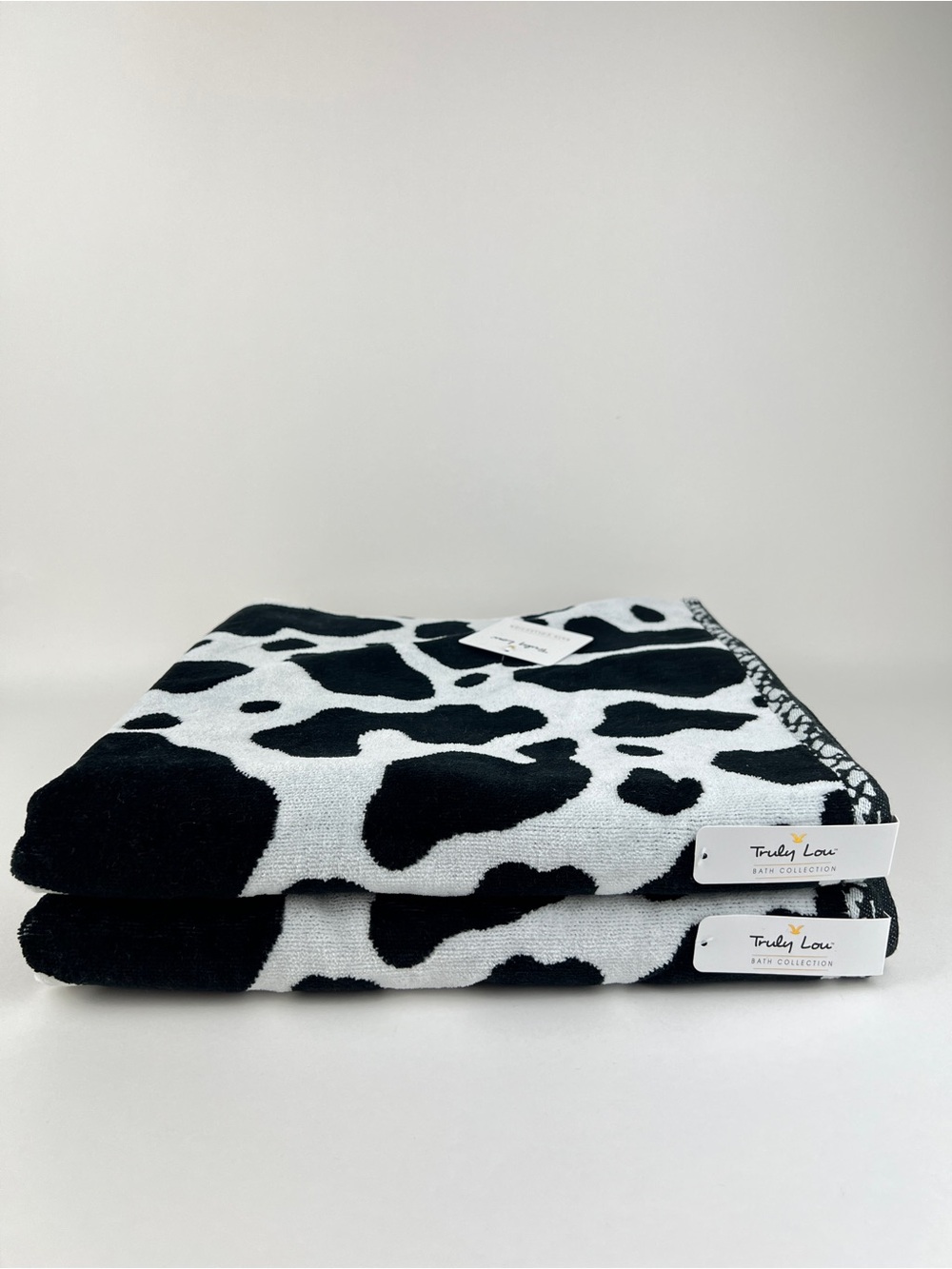 Truly Lou Black & White Cow Print Bath Towels Soft Velour Cotton 2 Pc NEW